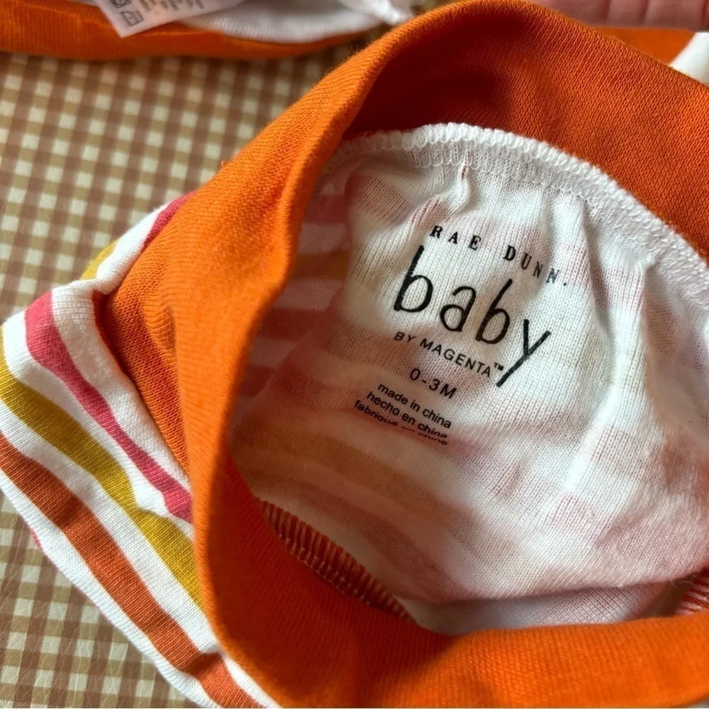 RAE DUNN PUMPKIN SPICE BABY 3 piece set bodysuit/pants & hat.Baby boy girl 0-3mo